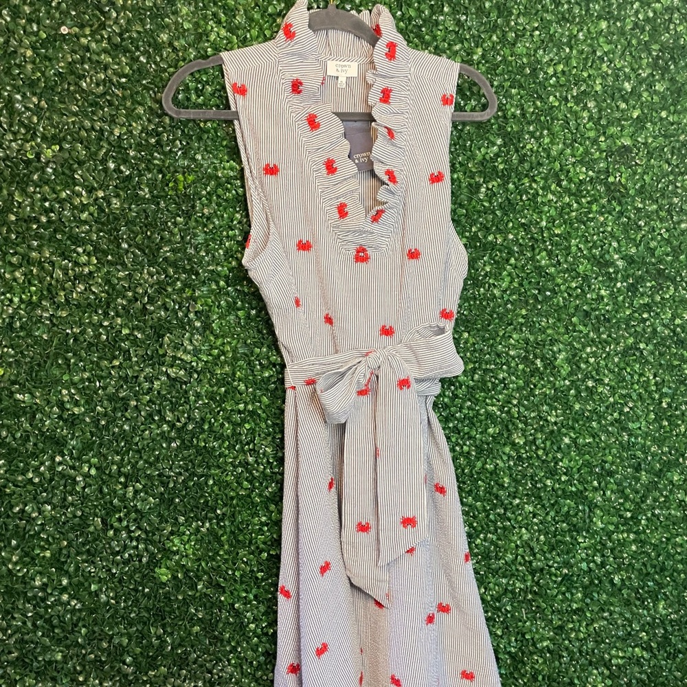 Crown and Ivy seersucker embroidered crab scalloped dress - size XL